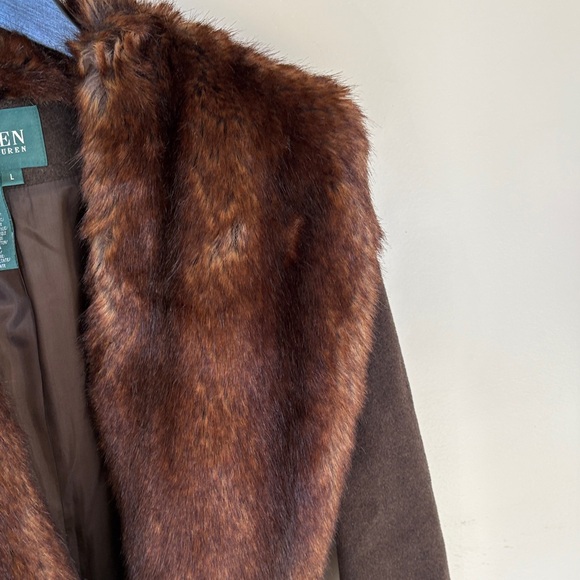 Lauren Ralph Lauren Brown Coat with Faux Fur Collar - Picture 4 of 11